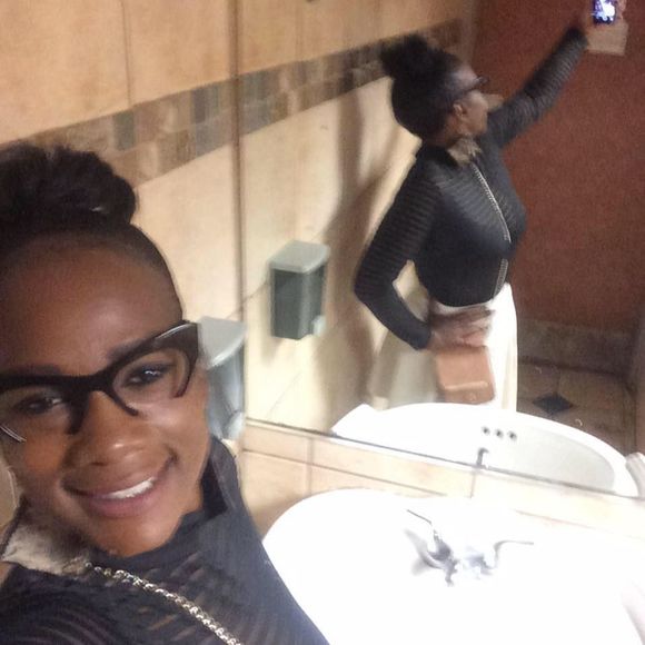 Meet your Posher, Nikkia - Picture 1 of 1